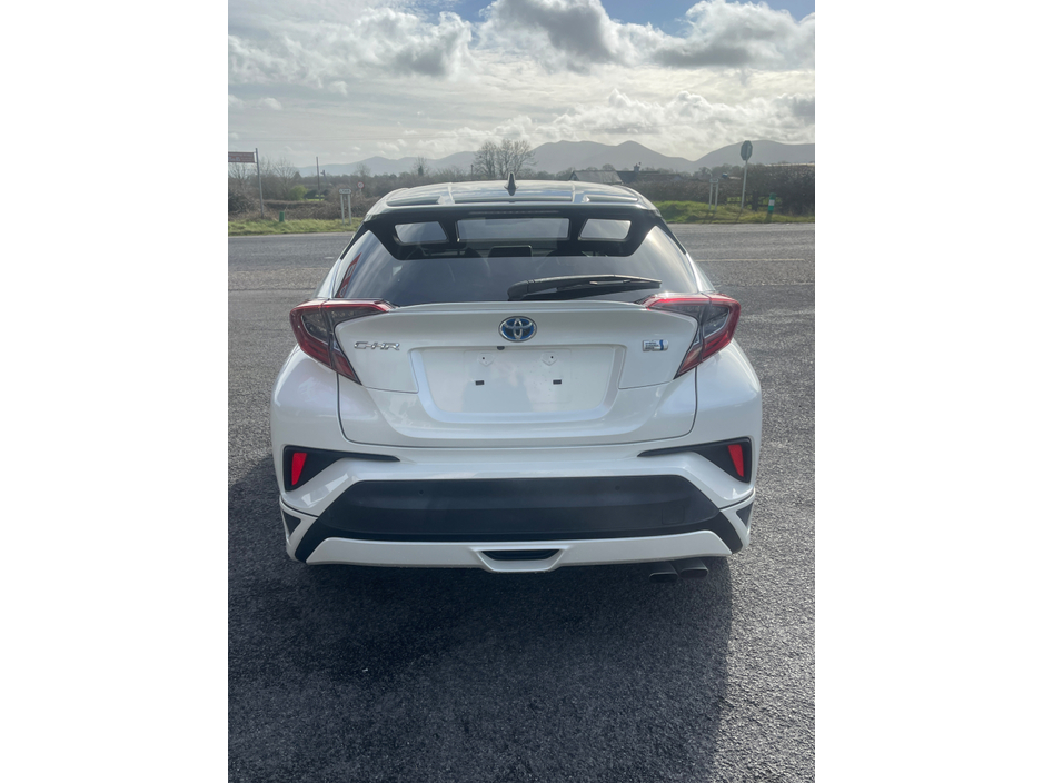2019 Toyota C-HR - image 6