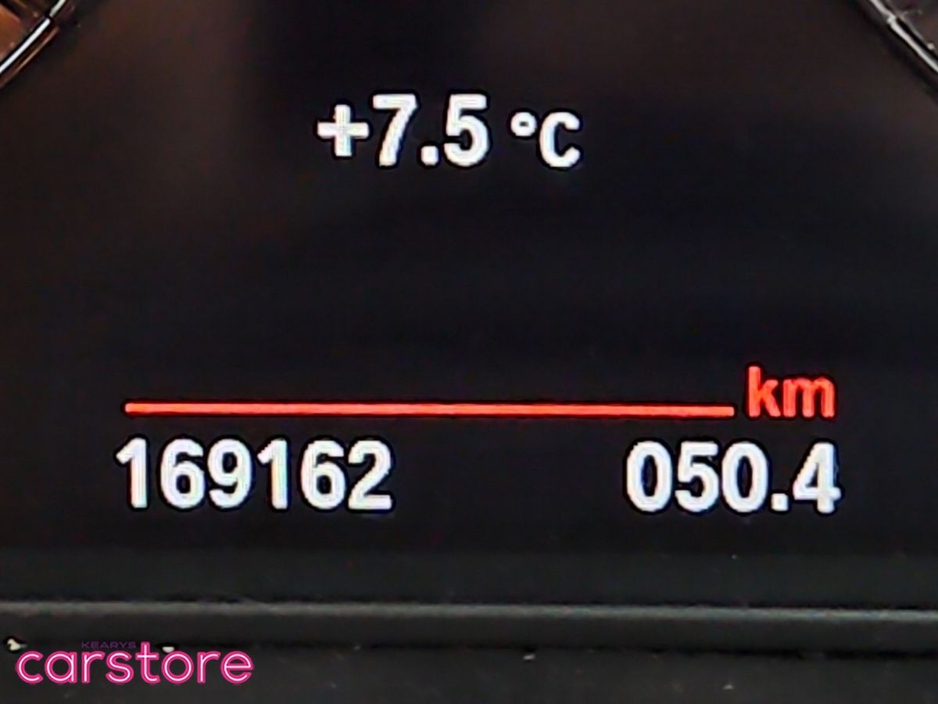 2018 BMW X1 - image 20