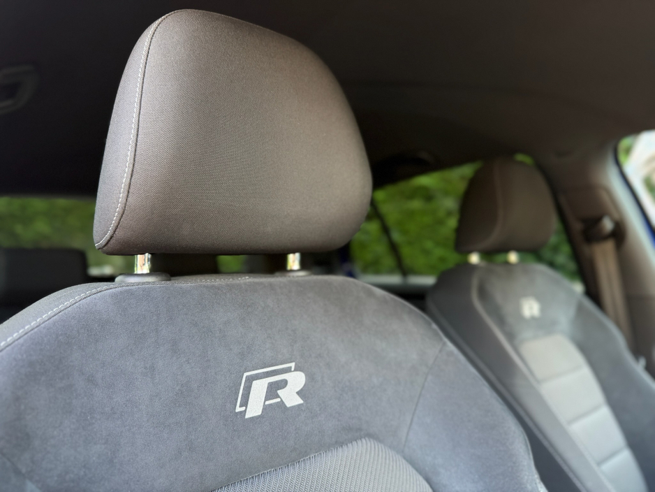 2019 Volkswagen Golf - image 21