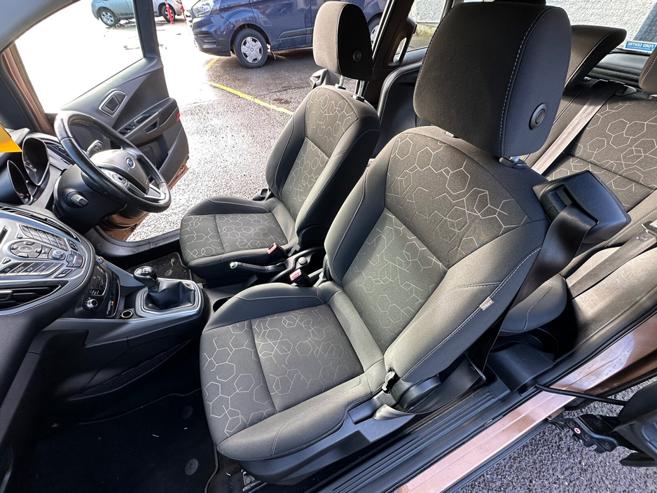 2016 Ford B-Max 1.5 TDCI 75PS €8,995