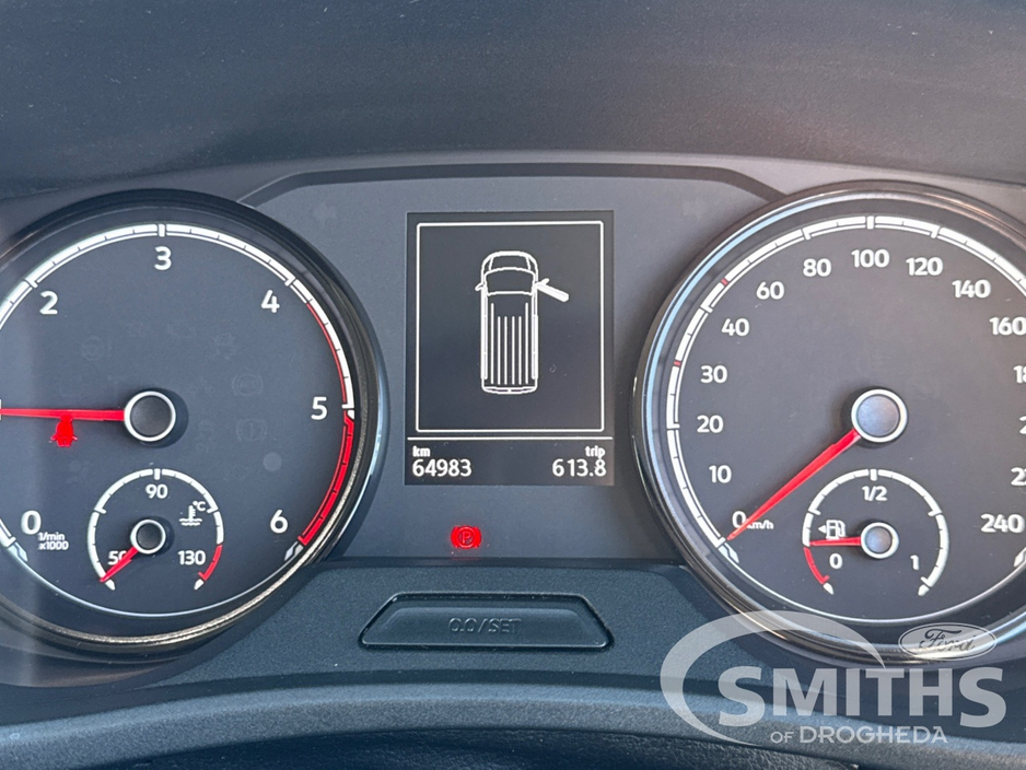 2024 Volkswagen Transporter - image 23