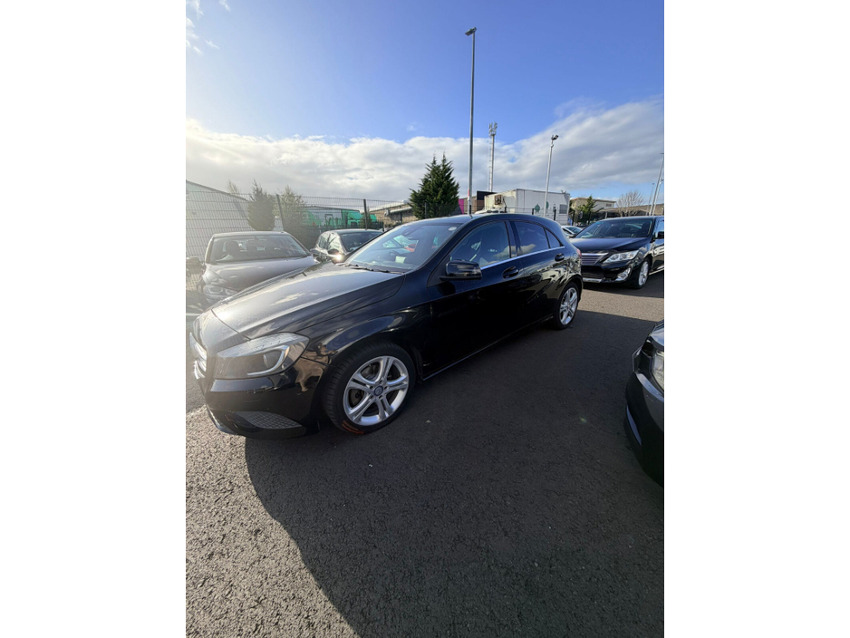 2013 Mercedes-Benz A Class - image 2