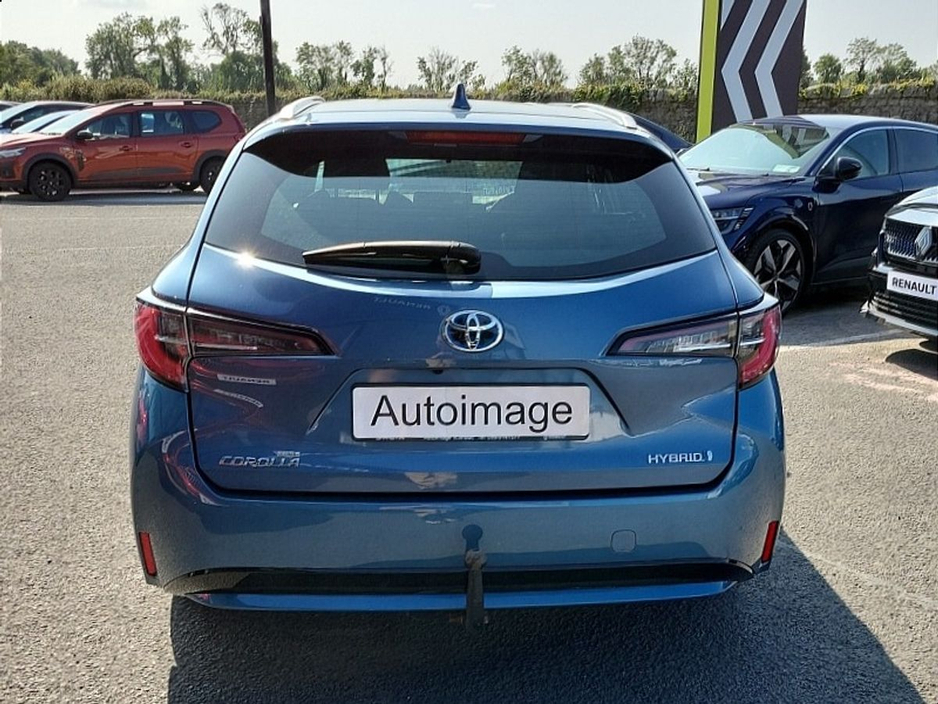 2020 Toyota Corolla - image 4