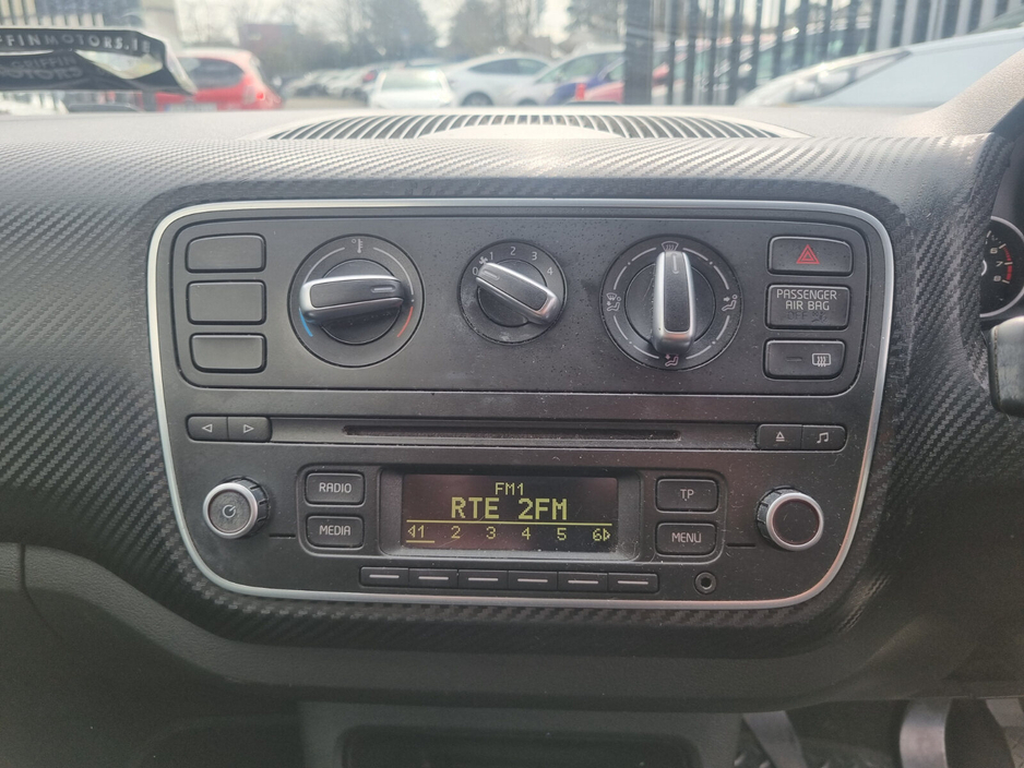 2016 SEAT Mii - image 8