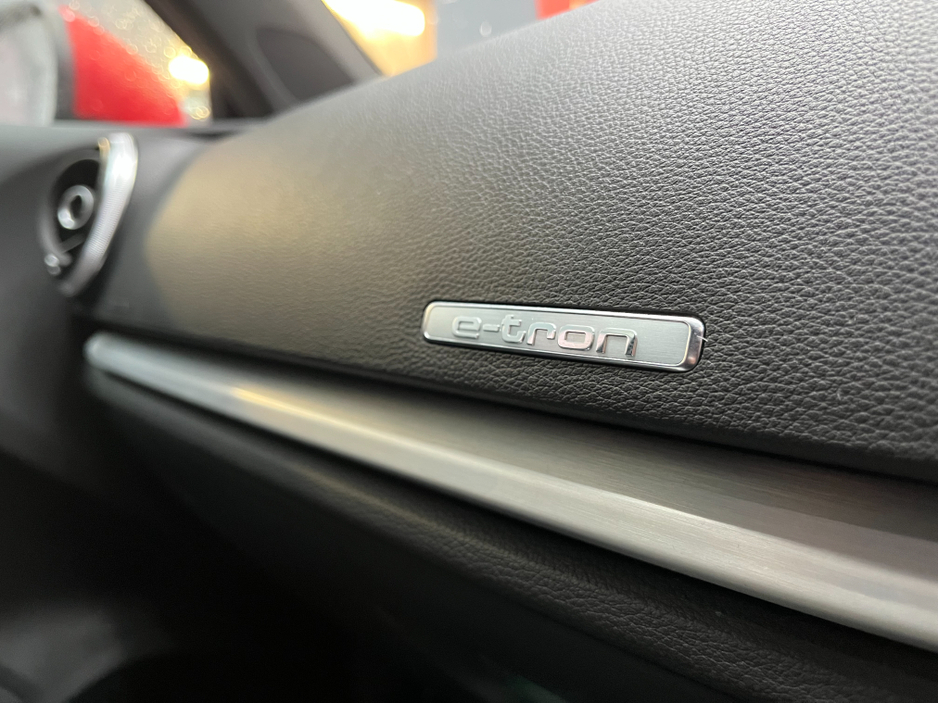 2016 Audi A3 €15950! 2016 AUDI A3 SB E-TRON S LINE 1.4 AUTOMATIC / CRUISE CONTROL / REVERSE CAMERA / ELECTRIC SEATS / PADDLE SHIFTERS AND MORE €15,950