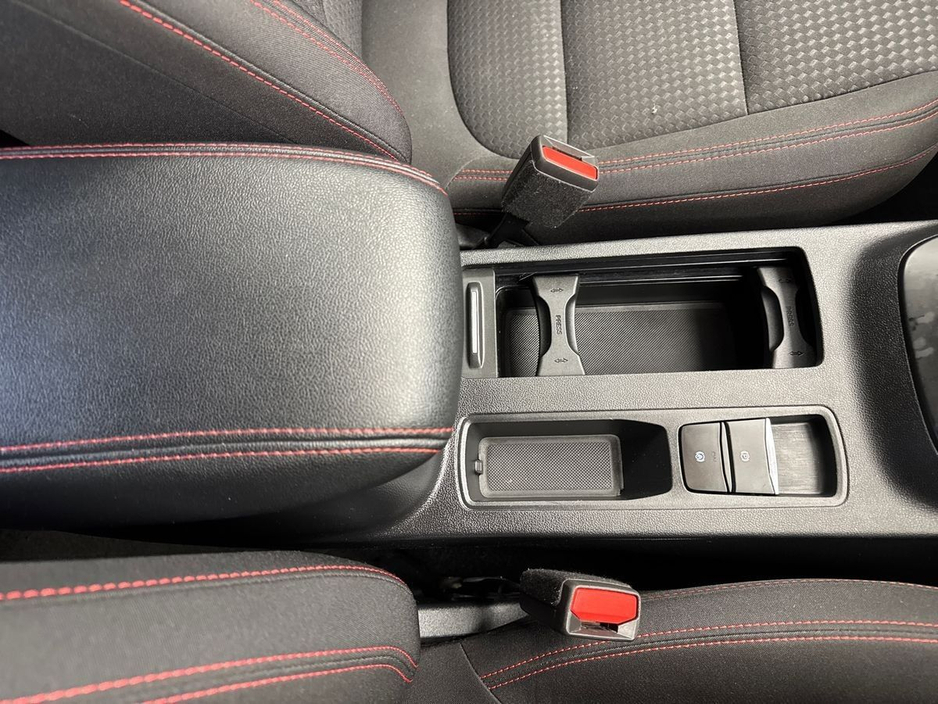 2021 Ford Kuga - image 15