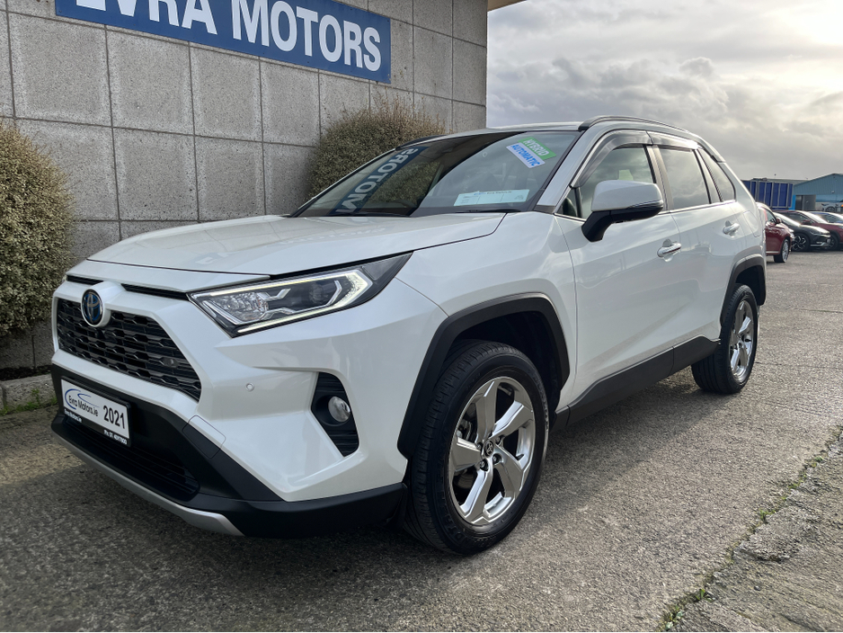 2021 Toyota Rav4 - image 5