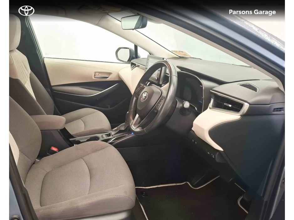 2022 Toyota Corolla HYBRID LUNA SPORT 4DR €22,995