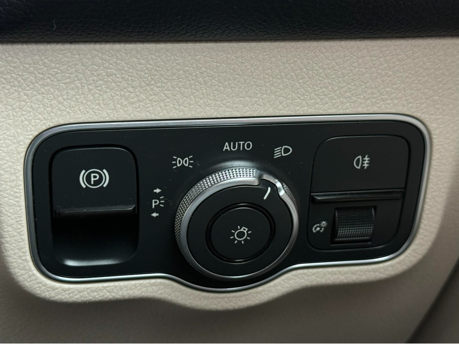 2021 Mercedes-Benz GLB - image 17