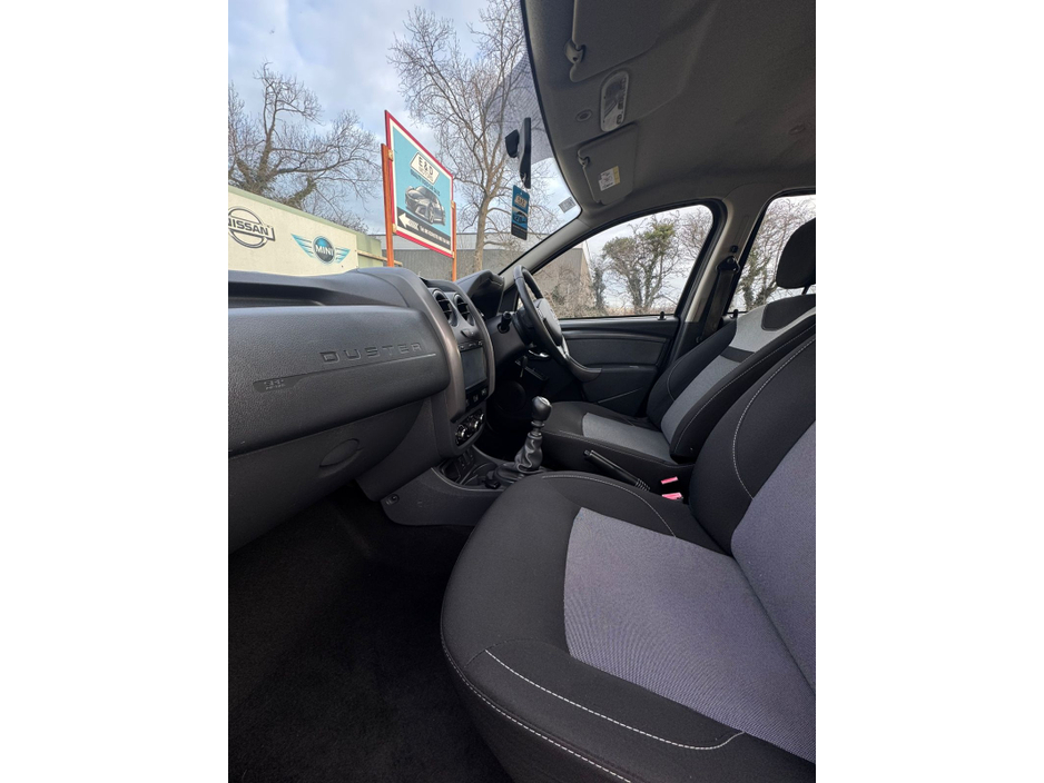 2017 Dacia Duster PRESTIGE 1.5 DCI 110 4X2 4DR €9,400