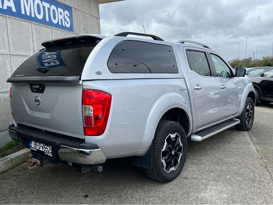 2019 Nissan Navara - image 4