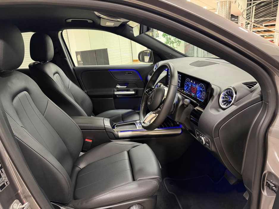 2024 Mercedes-Benz EQA 250+ SPORT EXECUTIVE//HUGE SPEC//LOW MILES=FULL MERCEDES SERVICE HISTORY//TAILORED FINANCE PACKAGES AVAILABLE=TRADE INS WELCOME €36,995