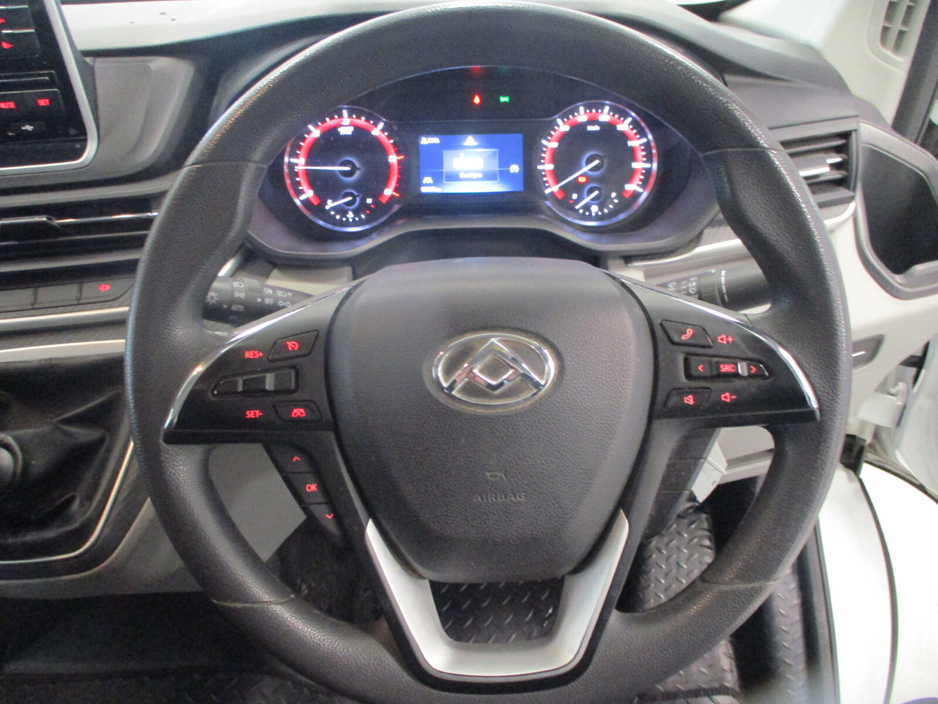 2022 Maxus Deliver 9 - image 16