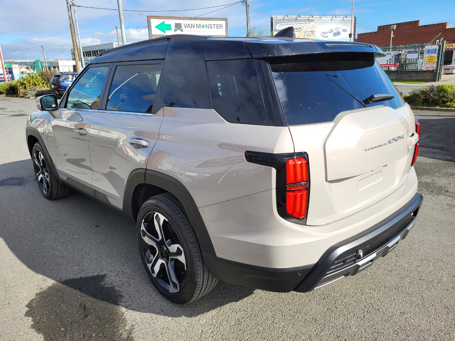 2026 KGM TORRES EVX - image 6