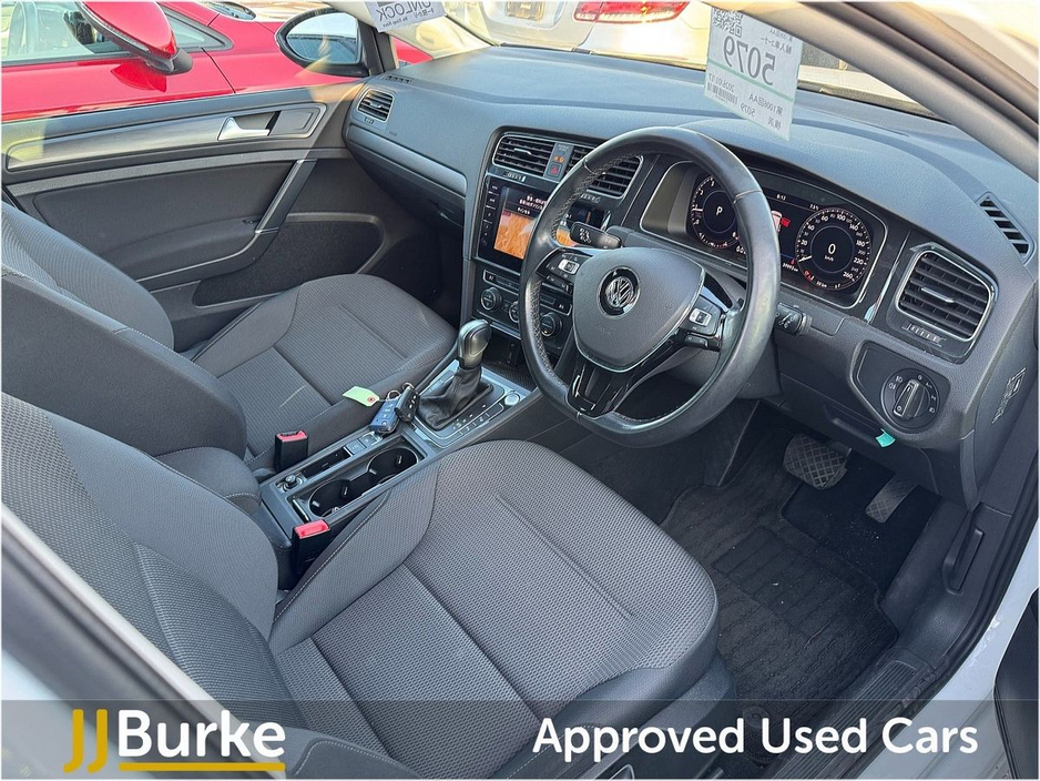 2020 Volkswagen Golf - image 18