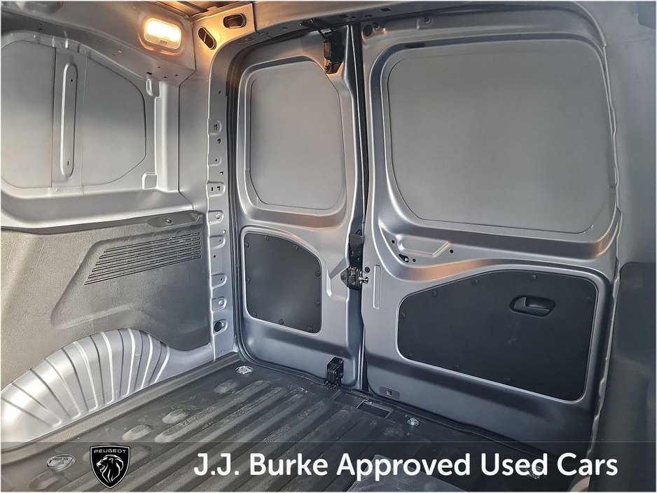 2026 Peugeot Partner Pro Premium 1000kg L1 1.5 Blue HDI 100bhp