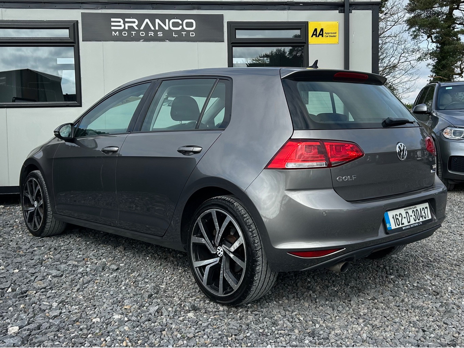 2016 Volkswagen Golf - image 6