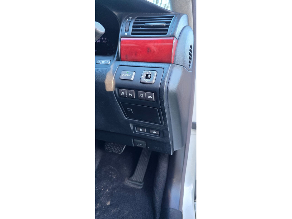 2009 Lexus LS 600 H - image 21