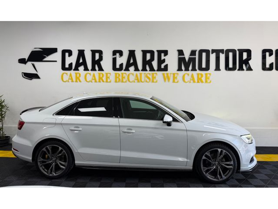 2018 Audi A3 - image 3