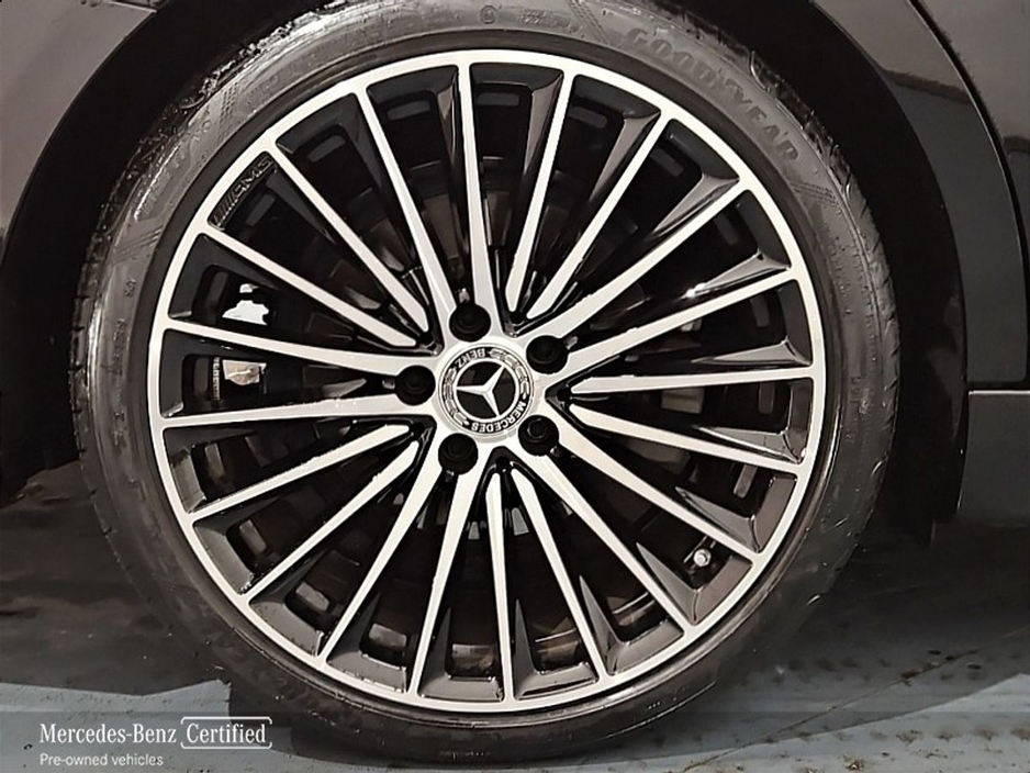 2025 Mercedes-Benz C Class C200D AMG Line Plus with Nightpack/Upgraded Alloy €60,950