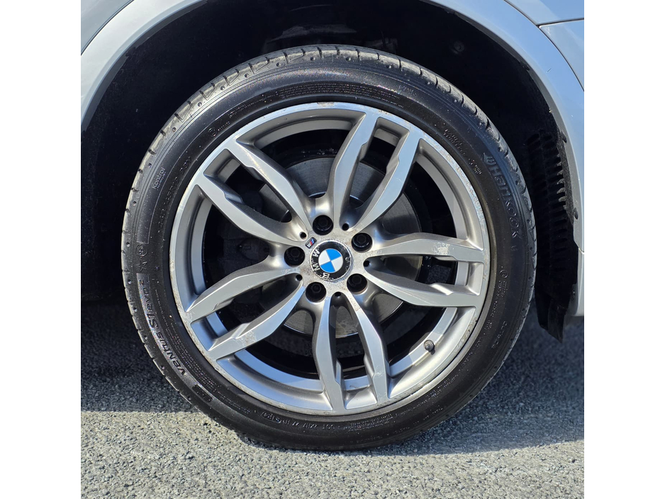 2016 BMW X4 - image 6