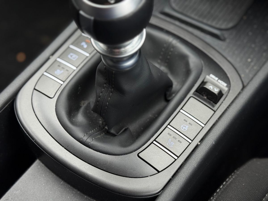 2024 Hyundai Kona - image 6