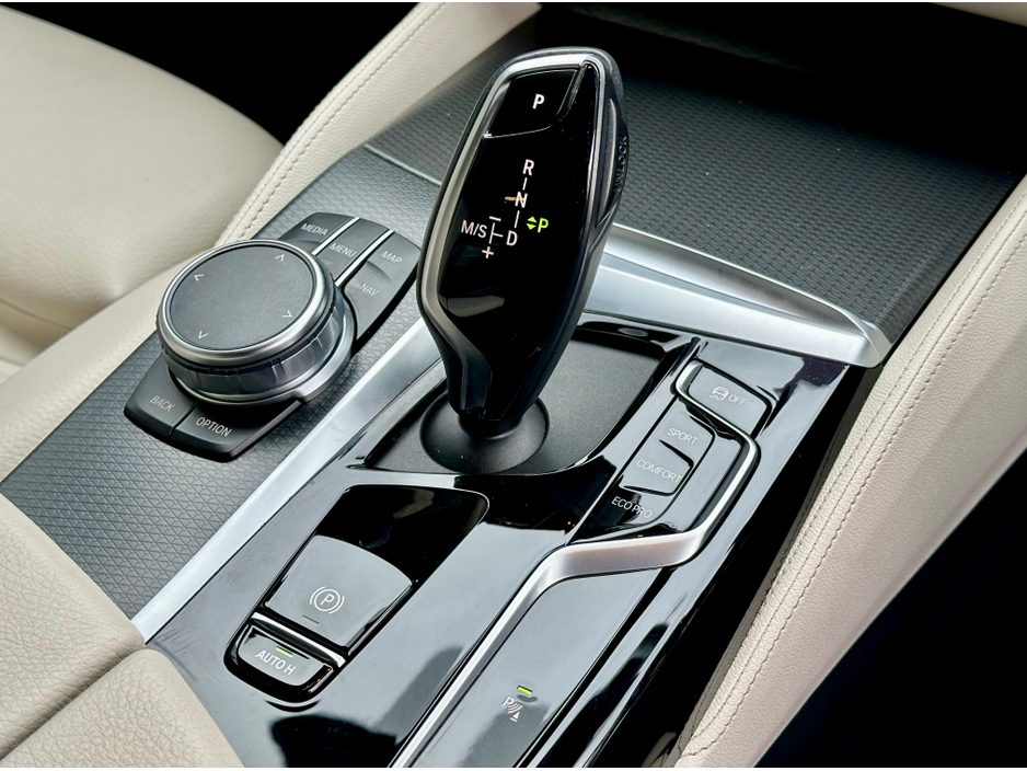 2022 BMW 5 Series BERNINA GREY M SPORT AUTO €44,950