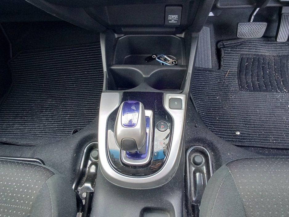 2017 Honda Fit - image 12