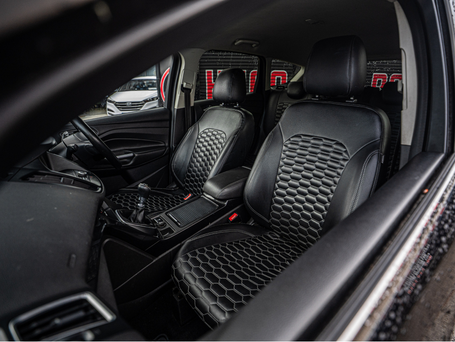 2017 Ford Kuga 2017 Kuga 1.5d TITANIUM/High spec/Warranty €13,888