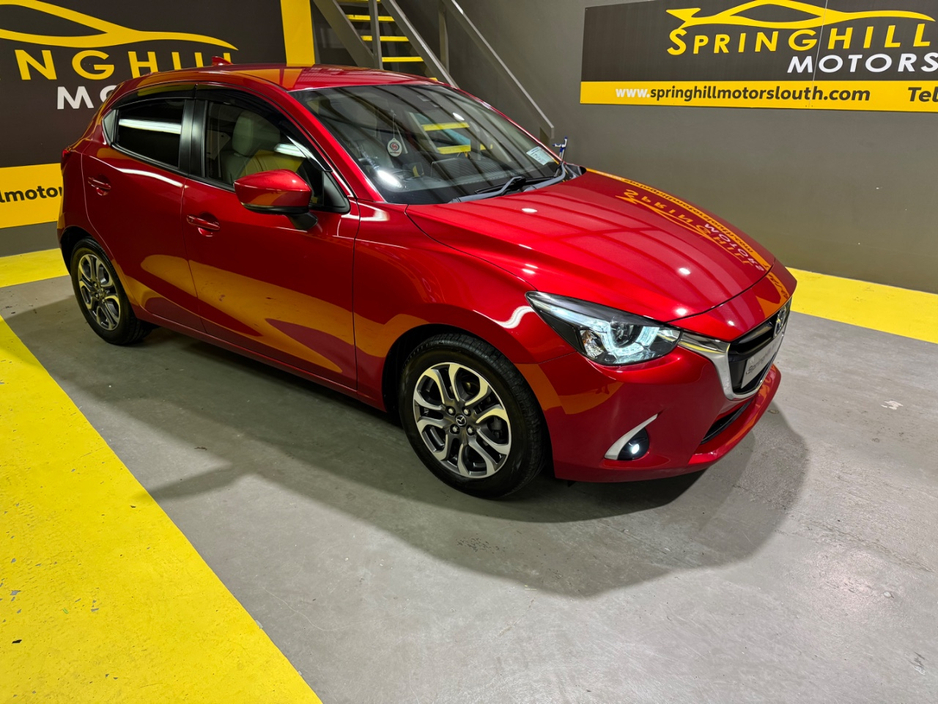 2016 Mazda Demio - image 2