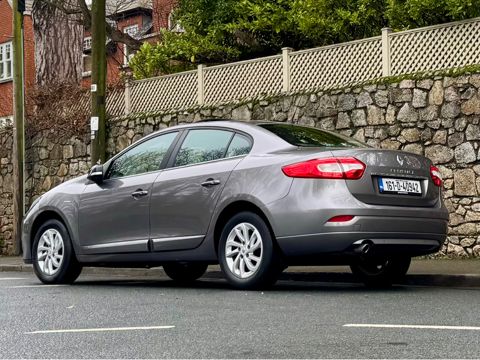 2016 Renault Fluence LIMITED EDITION 1.5 DCI 95 201 4DR €7,900