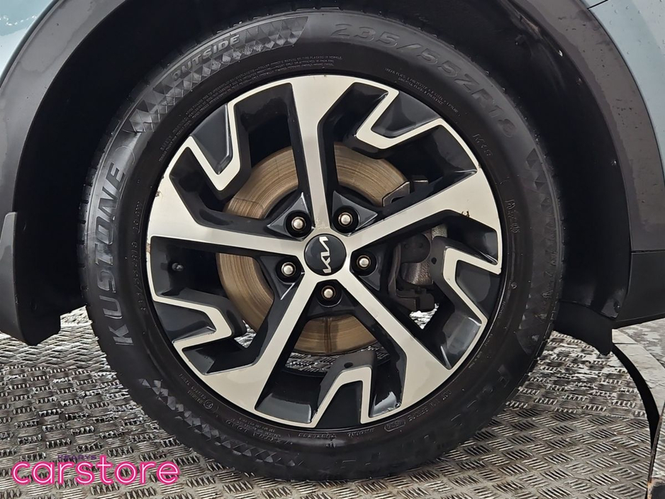 2023 Kia Sportage - image 14