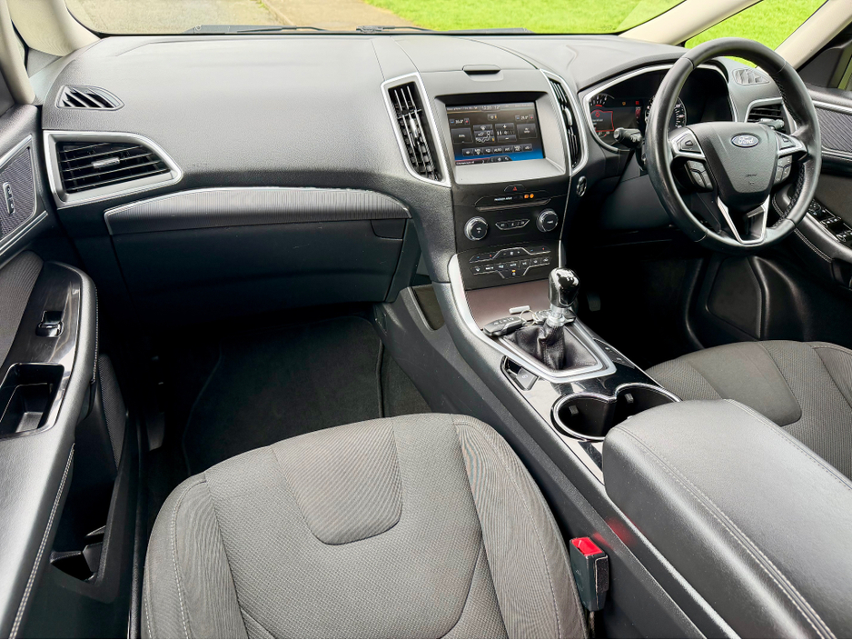 2016 Ford S-Max - image 28