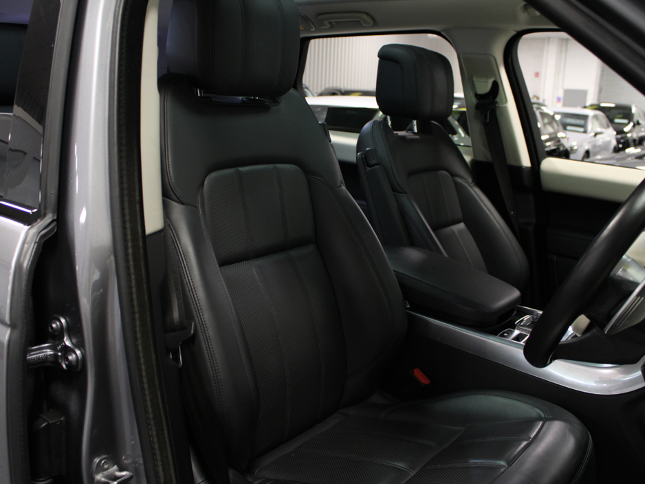 2022 Land Rover Range Rover Sport - image 31