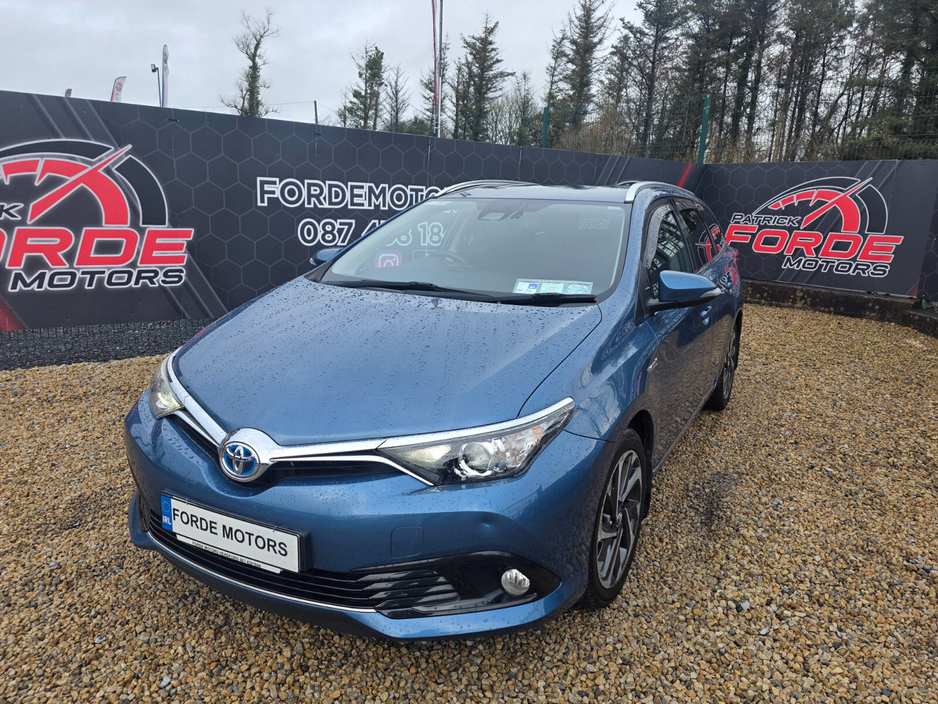 2017 Toyota Auris Hybrid Sol Touring Sports €16,950