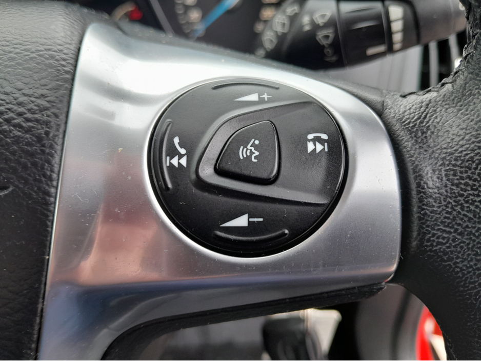 2015 Ford Focus 2014MY EDITION 1.6 95PS 4DR €8,950