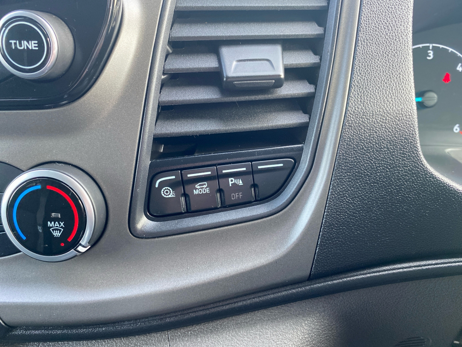 2021 Ford Transit Custom - image 16