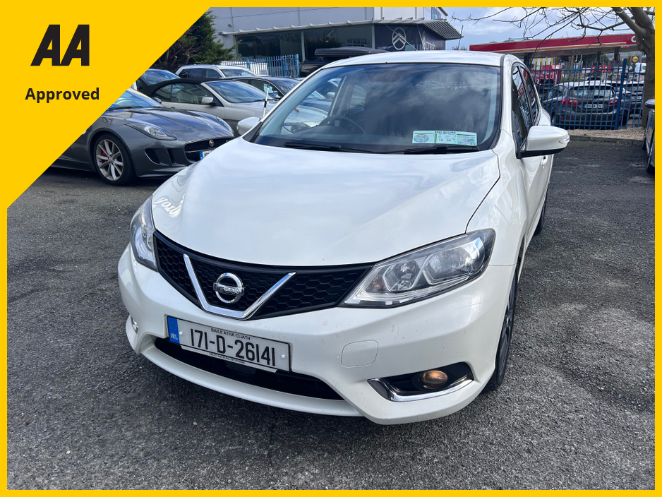 2017 Nissan Pulsar - image 10