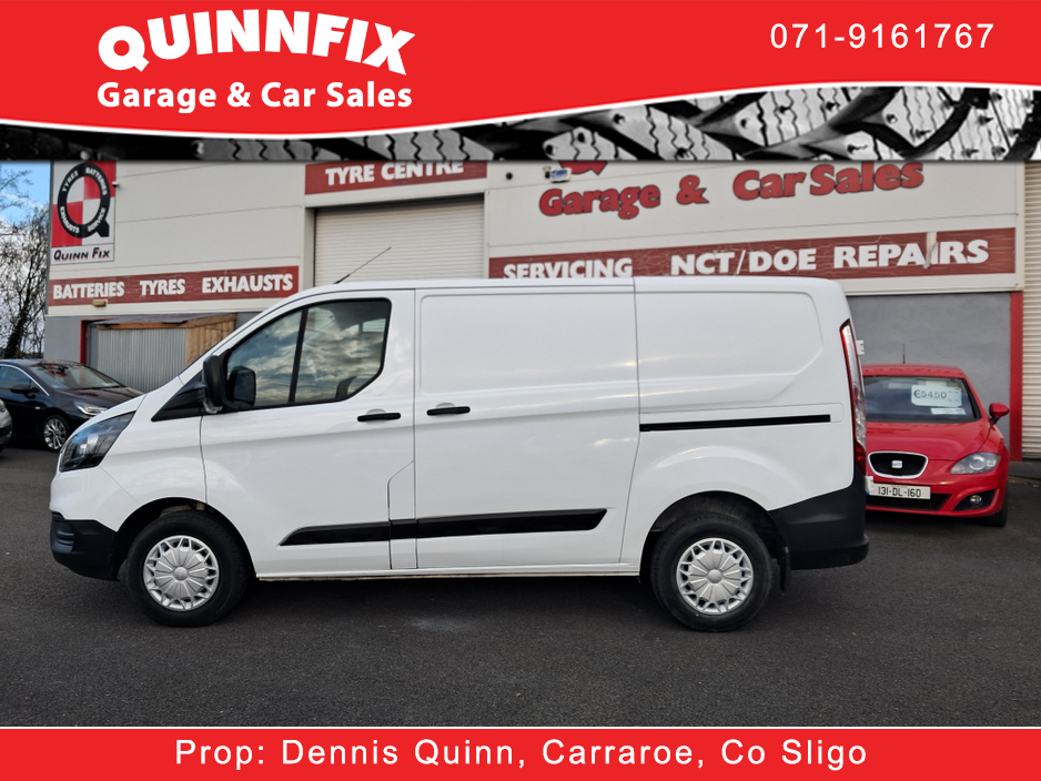 2020 Ford Transit Custom - image 2