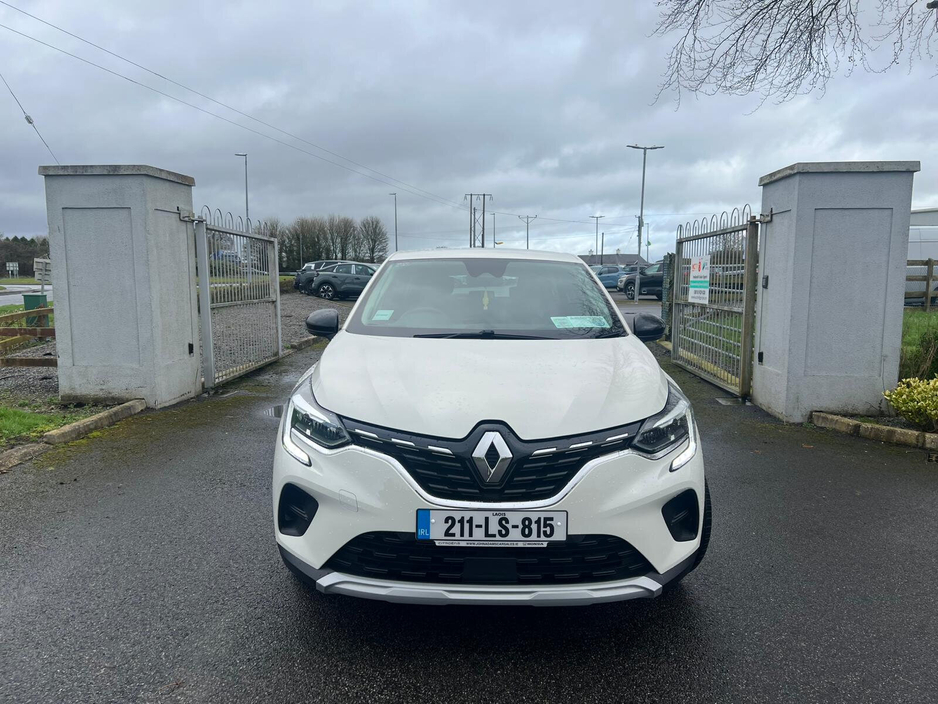 2021 Renault Captur TCe 100 Play €16,950
