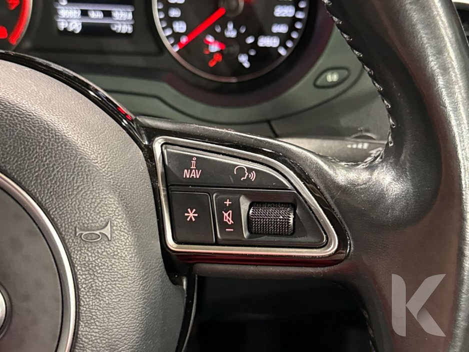 2017 Audi Q3 1.4 TFSI - AUTOMATIC - ALLOY WHEELS - ELECTRIC TAILGATE - MULTI FUNCTION STEERING WHEEL - CRUISE CONTROL - REVERSE CAMERA €18,950