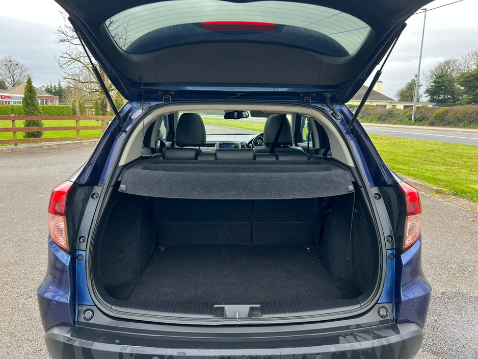 2016 Honda HR-V - image 5