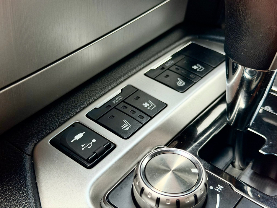 2020 Toyota Landcruiser 4.5 SAHARA 5DR AUTO €99,950