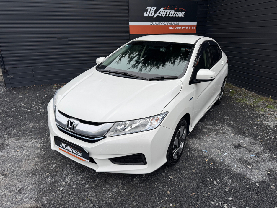 2016 Honda Grace 1.5 HYBRID AUTO €12,495