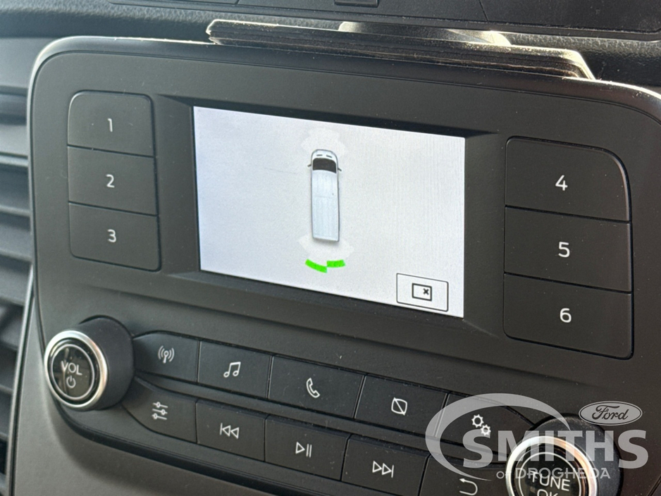 2020 Ford Transit Custom - image 21