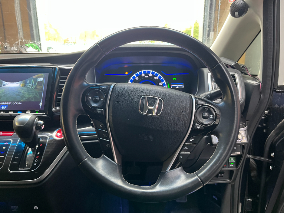 2018 Honda Odyssey - image 7