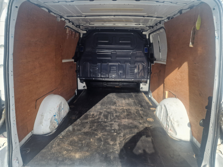 2018 Mercedes-Benz Vito - image 22