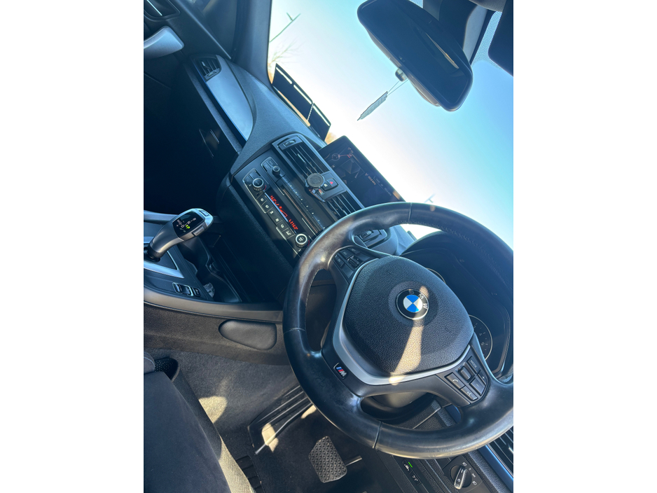 2014 BMW 1 Series M-sport automatic €10,950