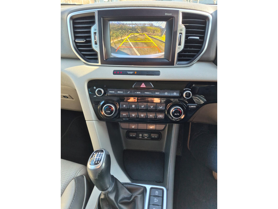 2018 Kia Sportage - image 17