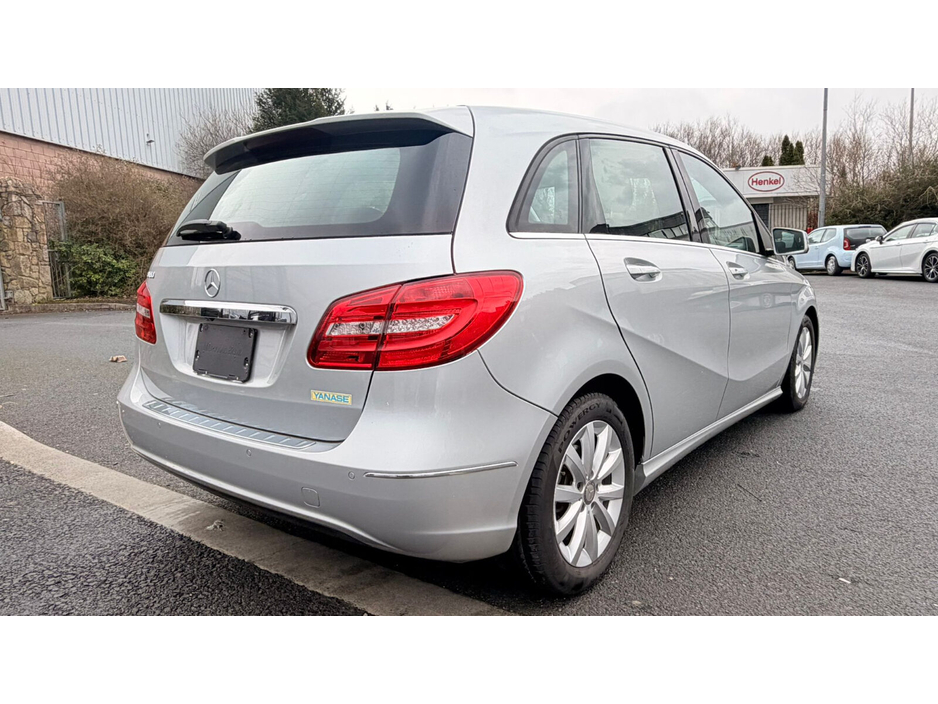 2013 Mercedes-Benz B Class  €11,000